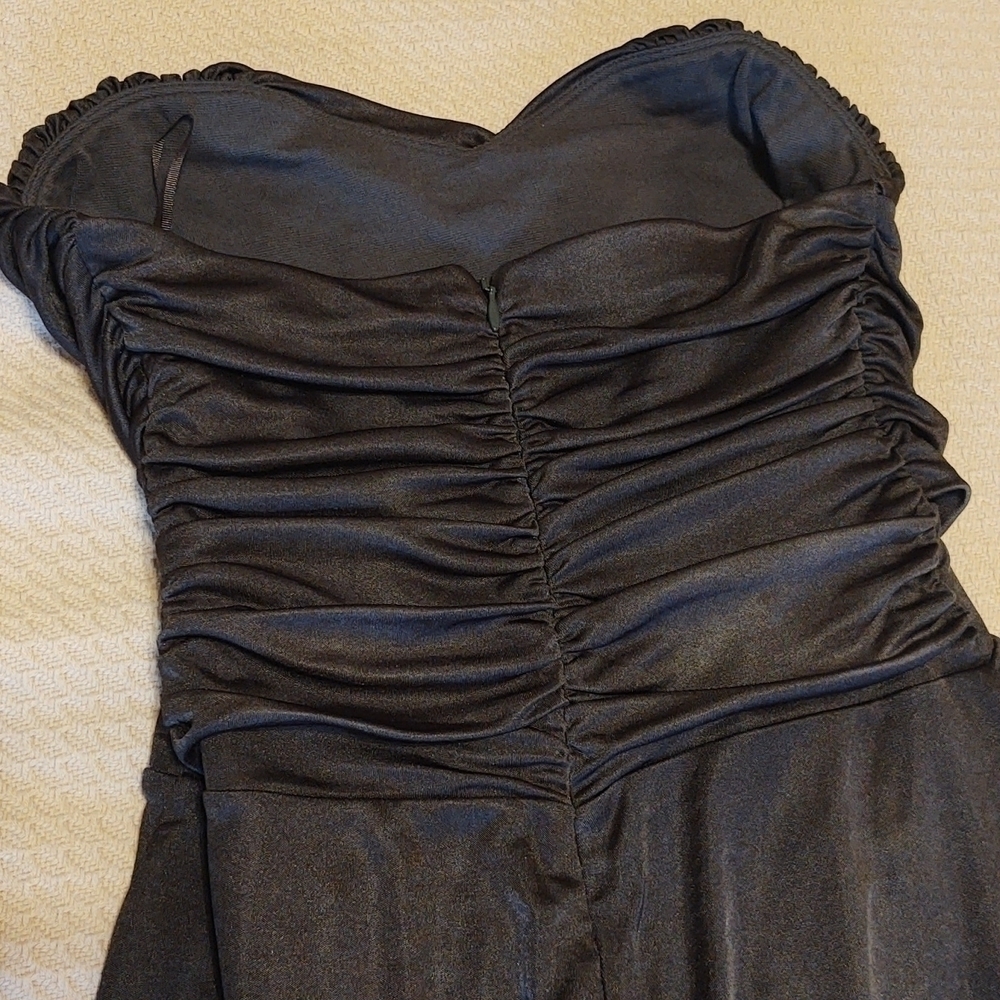 Express Gray Strapless Dress - Picture 3 of 7